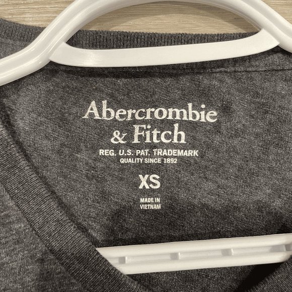 Men's Abercrombie & Fitch Tee Size XS - Picture 3 of 4
